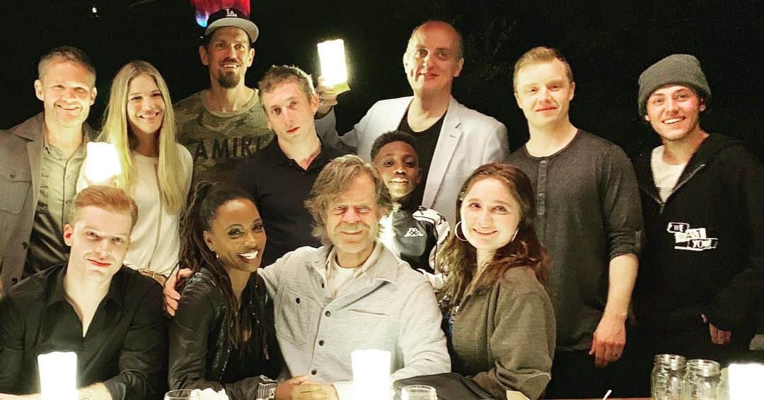 シャノーラ・ハンプトンのインスタグラム：「Oh the blessing of being in this family. #aboutlastnight @shameless #familydinner #Season10 #purejoy」
