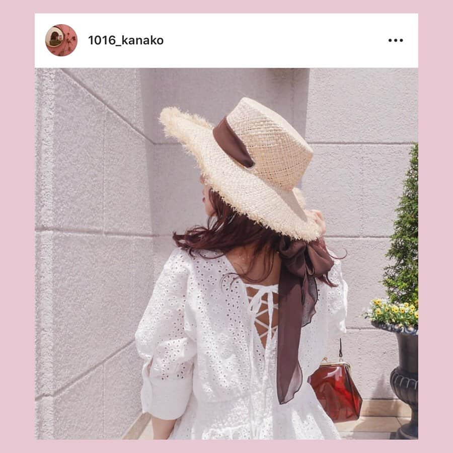 bis_web bis [ビス] さんのインスタグラム写真 - (bis_web bis [ビス] Instagram)「﻿ ﻿ June 19, Wednesday﻿ ﻿ ﻿ 👒﻿ ﻿ ﻿ この夏のマストバイといえば﻿ " 麦わら帽子 "﻿ みんなはもうゲットした？﻿ ﻿ 今年のトレンドは、﻿ リボンが太めの麦わら帽子。﻿ ﻿ ストローハットやカンカン帽も人気！﻿ ﻿ おしゃれしながら陽差しもシャットアウトできるよ♡﻿ みんなが持っている麦わら帽子も﻿ @bis_web / #bis_web﻿ のタグ付けをして投稿してね💭﻿ ﻿ ﻿ ﻿ ﻿ #麦わら帽子﻿ #帽子 #カンカン帽 #リボン #instalove #夏 #トレンド #ファッション #マストバイ #ガーリー #ストローハット #ハット #コーデ #コーディネート #きょこ #ootd #ワンピース #ブラウス #帽子 #古着 #ヴィンテージ #vintage #bis_web #👒」6月19日 22時14分 - bis_web