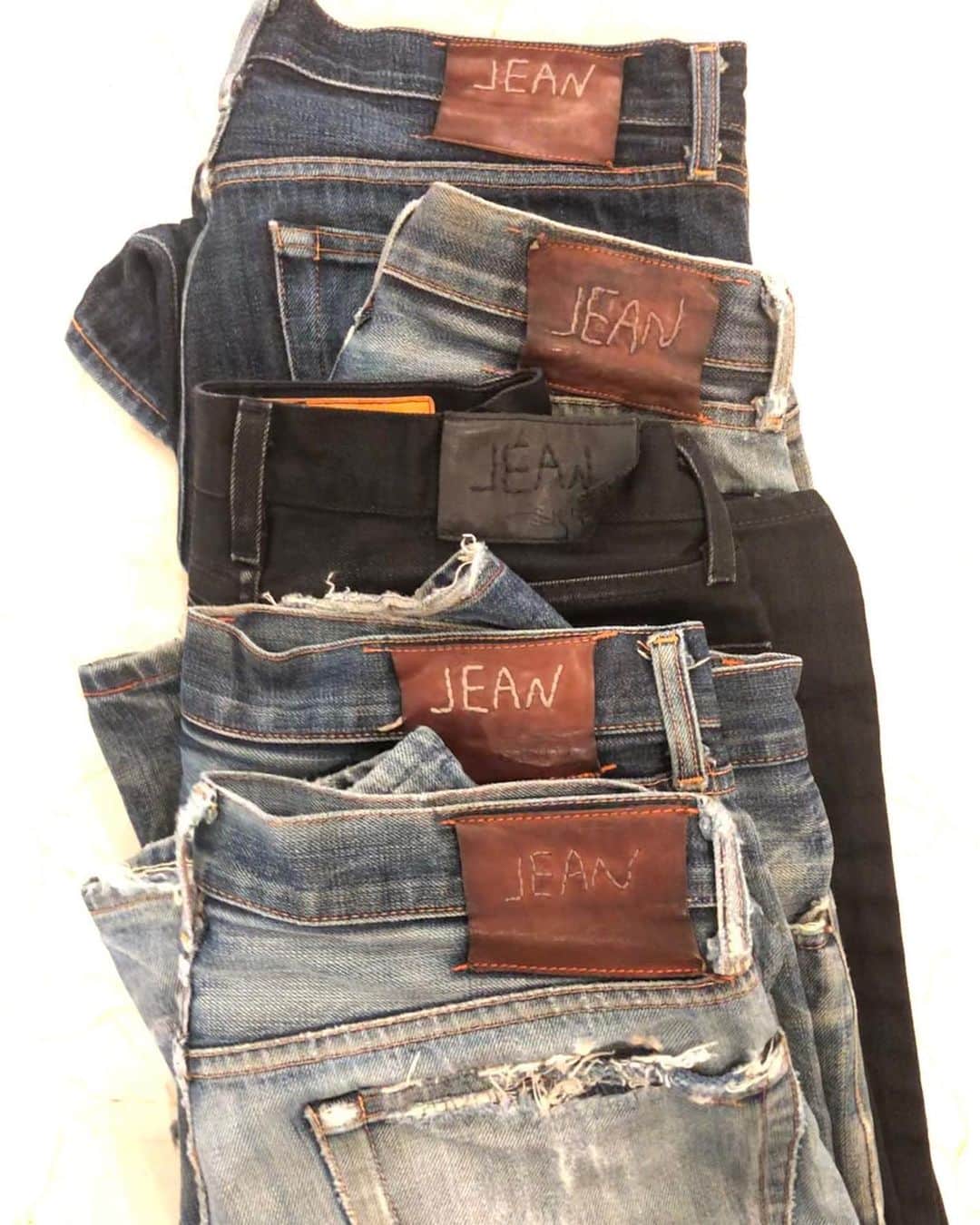 のインスタグラム：「More amazing washed and repaired jeans coming on the website soon for re-commerce. Truly one of a kind sustainable fashion.  #jeanshop #jeanshopnyc #selvedgedenim #selvedgejeans #sustainabledenim #indigo #oneofakind #mensstyle」