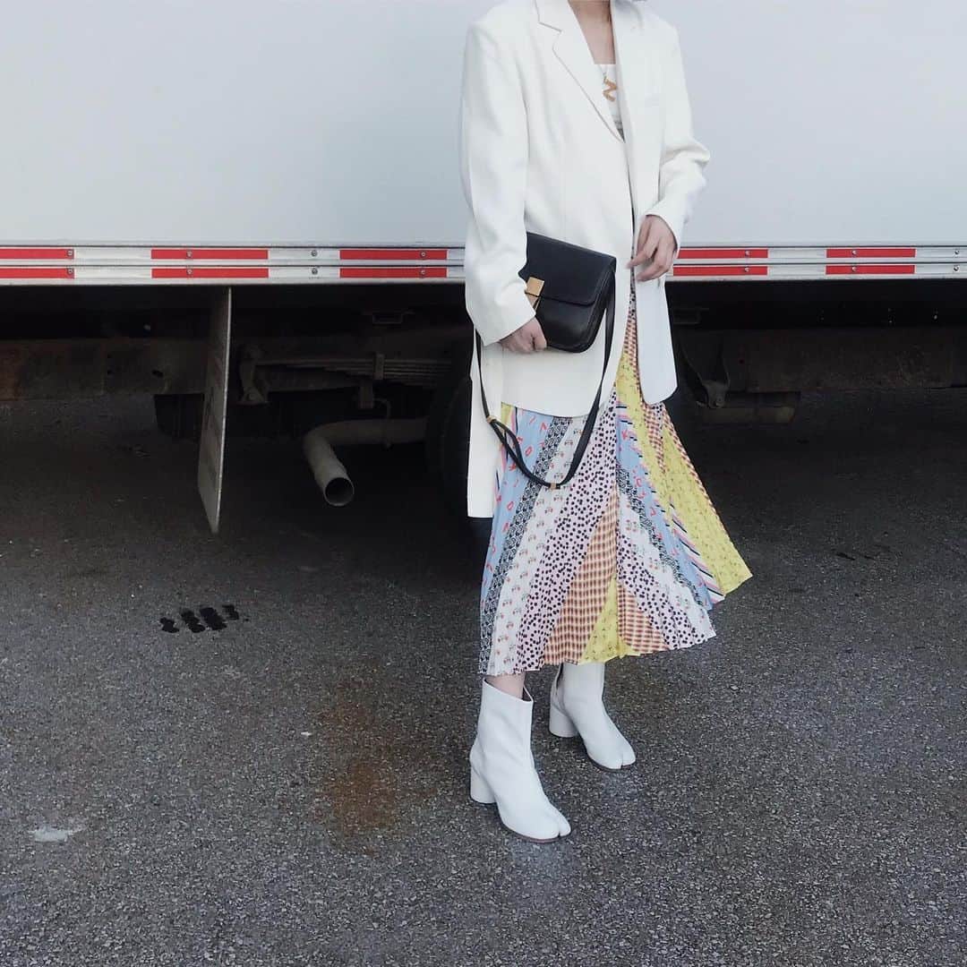 mixmatchisthekeyのインスタグラム：「裙子+西装」