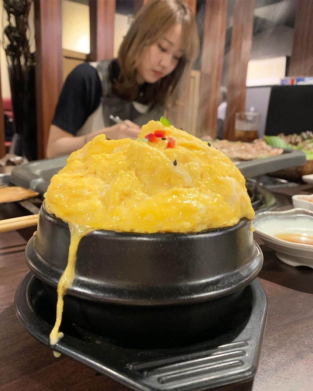 門脇佳奈子さんのインスタグラム写真 - (門脇佳奈子Instagram)「⭐️ #サムギョプサル #ケランチム #遠くに私 #ボヤける私 #主役はケランチム」6月19日 22時26分 - kanakoofficial