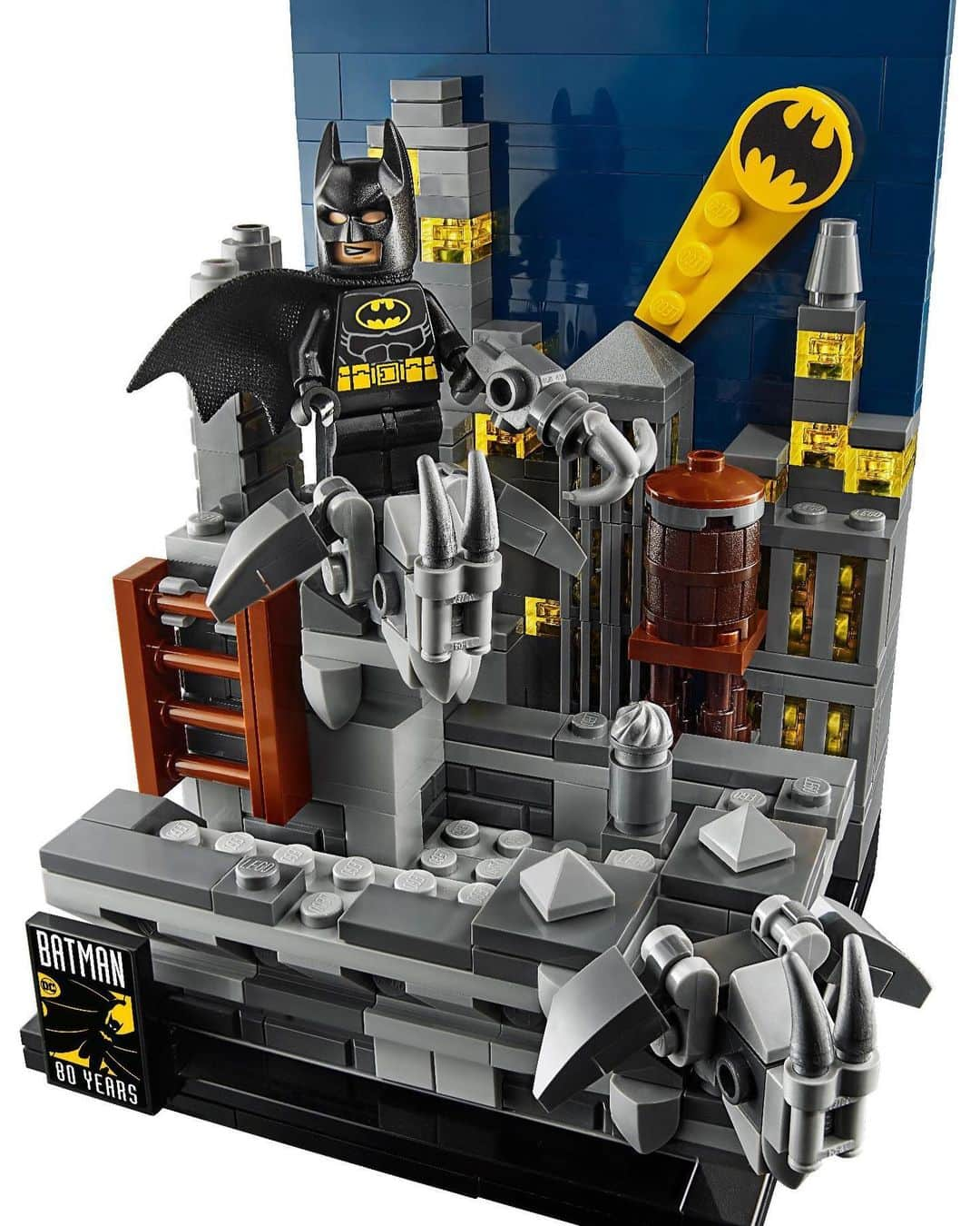 LEGOさんのインスタグラム写真 - (LEGOInstagram)「We are thrilled to present the LEGO DC Batman 80th Anniversary #SDCC2019 Exclusive Set! #LEGOSDCC #LEGODC #DC #Batman #SDCC」6月19日 23時02分 - lego