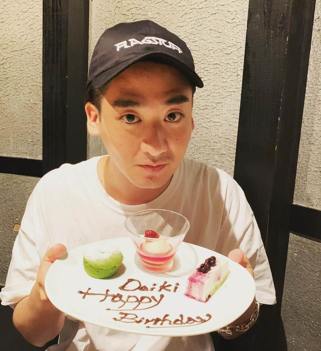 ダイキさんのインスタグラム写真 - (ダイキInstagram)「誕生日をお祝いして頂き、 本当にありがとうございます🎂 たくさんのメッセージもありがとう🎉 感謝🙏」6月19日 23時13分 - daiki_sugiura0619