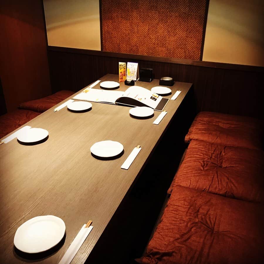 trick umekitaさんのインスタグラム写真 - (trick umekitaInstagram)「今日も一日お疲れ様です、鶏っくうめきた店です🎶 とうとう明日からリニューアルオープン！「和つづみ」豆腐料理と柚子の創作和食 生まれ変わったいち凛をお楽しみ下さい♡ #梅田個室 #梅田グルメ #梅田ディナー #梅田ごはん #乾杯 #大阪グルメ #梅田飲み #神泡 #instafood #instagood #instalike #likeforlikes #l4l #l4like #いいね返し #いいね返しは絶対 #fff #ffl #鶏 #チーズ #夏 #summer #居酒屋」6月19日 23時19分 - umekita83
