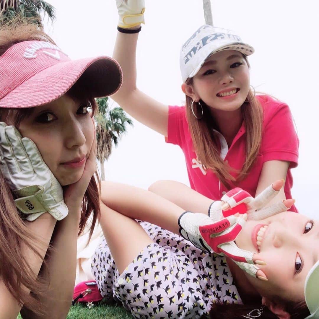 美舞さんのインスタグラム写真 - (美舞Instagram)「★ . 初めてコンペに参加したよ 🏌️‍♀️⛳️ 初めてコースを回ったのが志摩！！ その時154で今回111 🤭✌︎ 成長が見れて嬉しかったーー！！ 大好きな大先輩達に囲まれて、 楽しいゴルフになりましたーーー。 よーっし！年内に100切るぞ✂️ . #ゴルフ #golf #fukuoka #ボギー #初 #美舞のgolf成長日記」6月20日 0時14分 - mibuki__.39