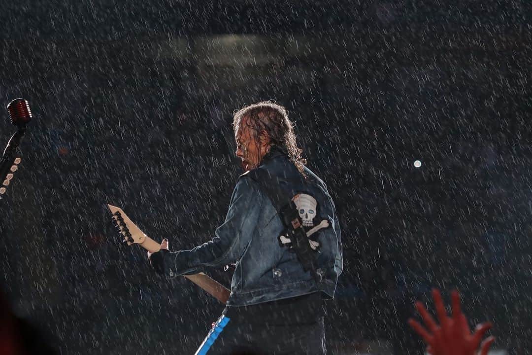 メタリカさんのインスタグラム写真 - (メタリカInstagram)「Photos from last night's show in Manchester! ・・・ 📸 by @brettmurrayphotography & @photosbyjeffyeager ・・・ #MetInManchester #WorldWired #Metallica」6月20日 0時38分 - metallica