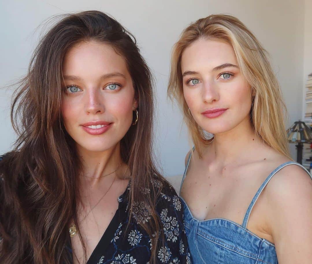 エミリー・DiDonatoのインスタグラム：「Filmed a video with this mega babe @sannevloet for my YouTube channel! We show you our go-to makeup look 🎥💄 Link in BIO!」