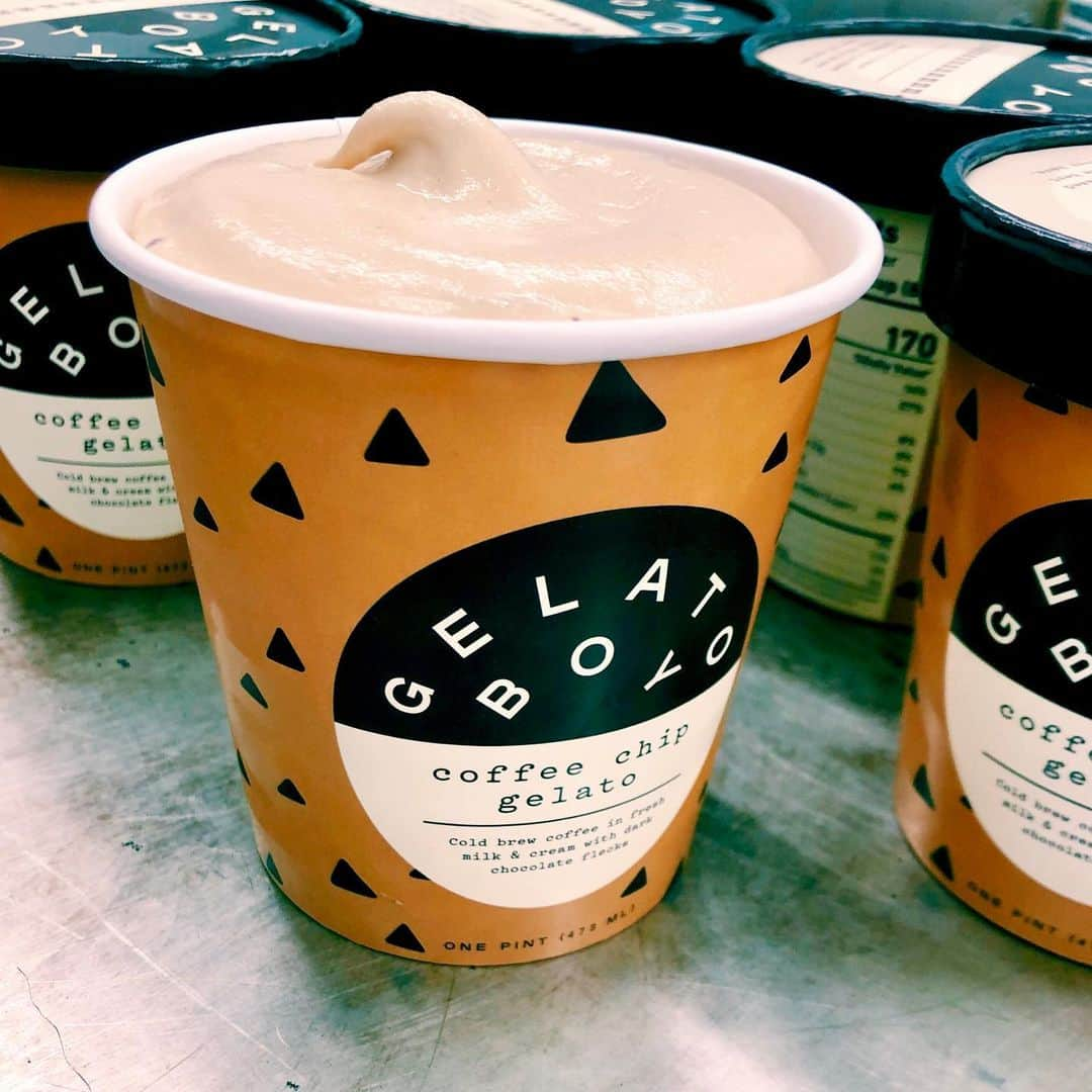 Whole Foods Marketさんのインスタグラム写真 - (Whole Foods MarketInstagram)「Sometimes, when two people really love each other, they make a Gelato Boy. After Bryce met and fell in love with both his wife, Giulia, and gelato while living in Italy, they moved back to Colorado. Now, @gelato.boy is launching six dairy flavors and six plant-based flavors of their velvety, smooth, frozen dessert. It’s gonna be hard to just pick one — we recommend that you follow your heart. . . Available now in select Whole Foods Market Colorado stores.」6月20日 1時20分 - wholefoods