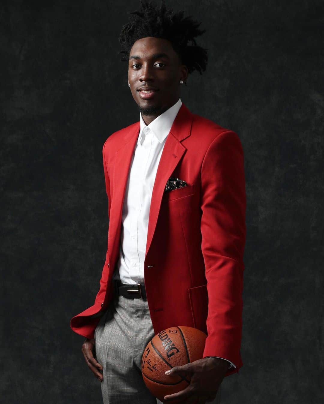 NBAさんのインスタグラム写真 - (NBAInstagram)「Photo Shoot Fresh... ahead of the 2019 #NBADraft presented by State Farm (7:00pm/et Thursday ESPN)! (📸: @natlyphoto)」6月20日 1時26分 - nba