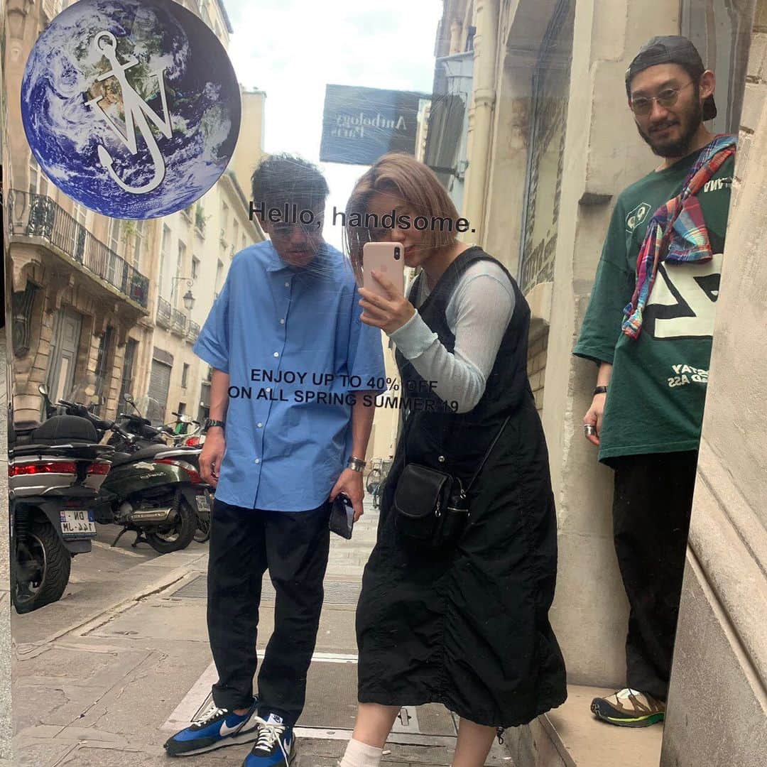 谷正人のインスタグラム：「今週はコレクション兼社員MVP旅行でパリにきています。 日頃から頑張っている社員との旅は楽しいですね^_^ #paris #mvp #社員旅行」