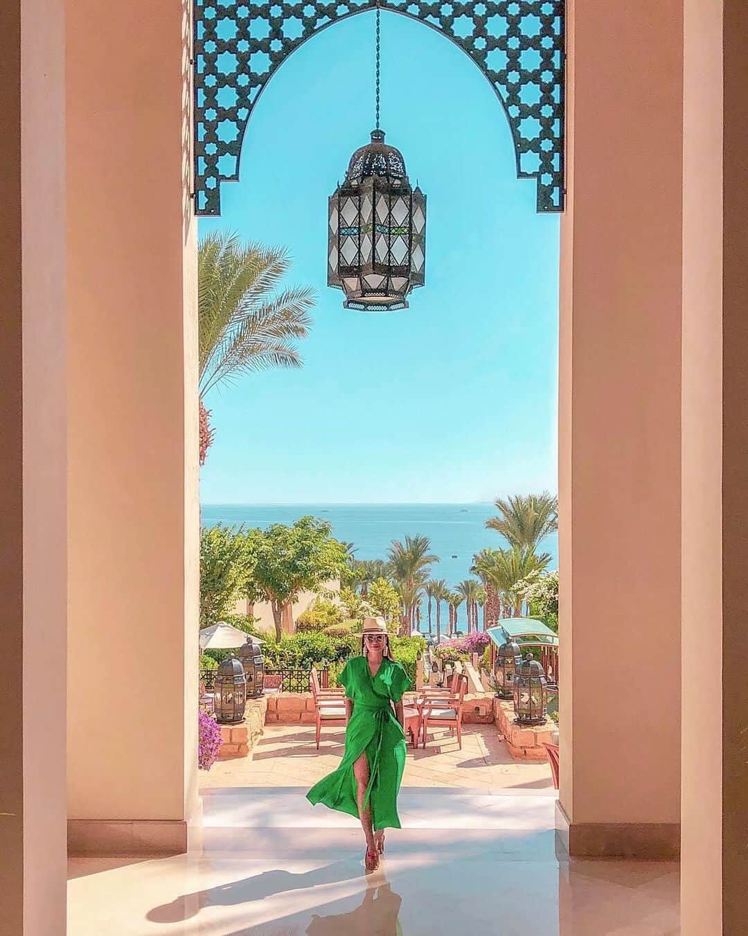 BEAUTIFUL HOTELSさんのインスタグラム写真 - (BEAUTIFUL HOTELSInstagram)「Four pools and rooms with a view of the Red Sea? That is a hotel we can get behind 👌(📷: @nhatgeo 📍: Four Seasons Resort Sharm El Sheikh, Egypt)」6月20日 2時04分 - beautifulhotels