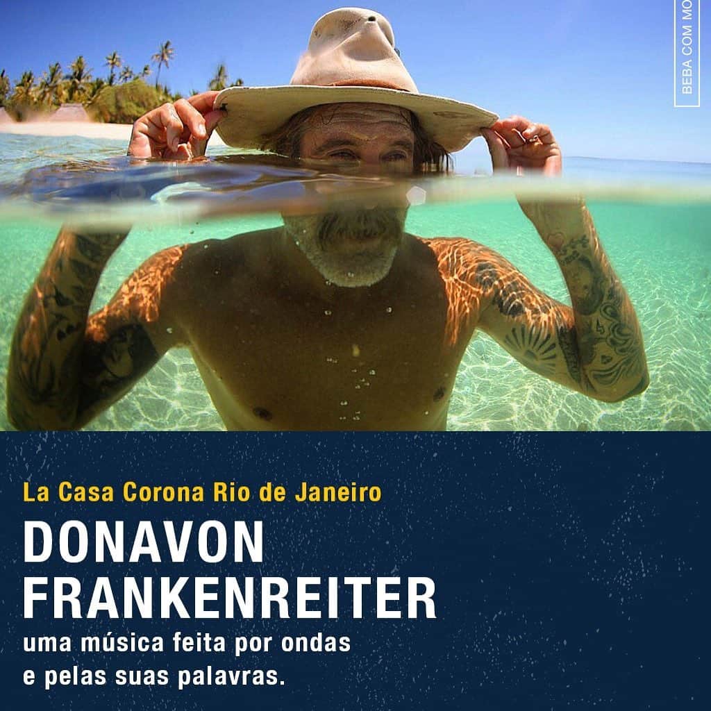 Donavon Frankenreiterさんのインスタグラム写真 - (Donavon FrankenreiterInstagram)「Estou muito feliz de estar de volta ao Brasil, fazendo parte desse projeto com @corona @ceu ! Acabamos de terminar a musica Listen to the Ocean, um pedido de ajuda para os oceanos, que lançaremos semana que vem! Se você quiser ajudar que esse pedido chegue mais longe, use a #ListentoTheOcean! Cada # 10m2 a mais de praia limpa!」6月20日 2時13分 - donavon_frankenreiter