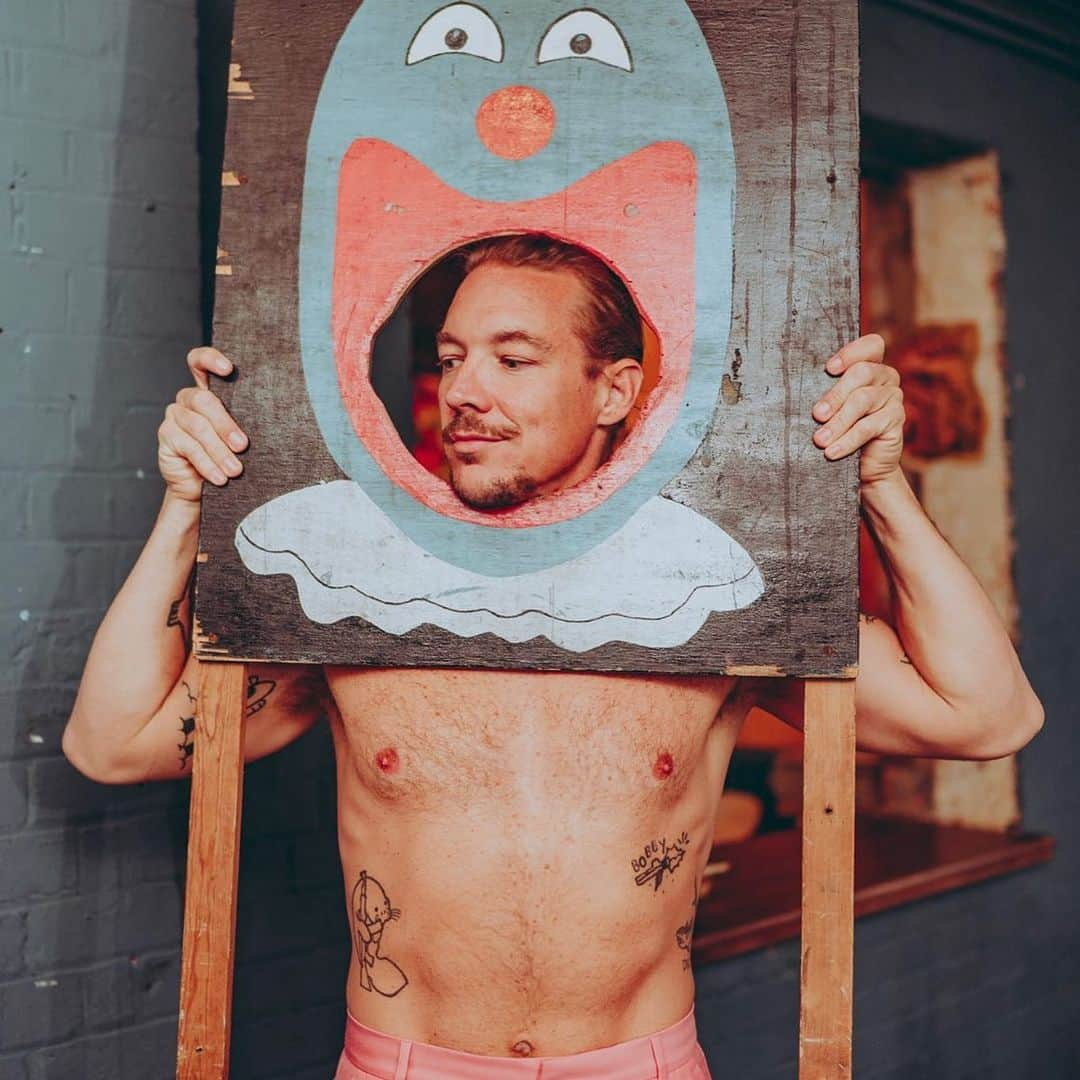 ディプロさんのインスタグラム写真 - (ディプロInstagram)「your sleep paralysis demon」6月20日 2時24分 - diplo