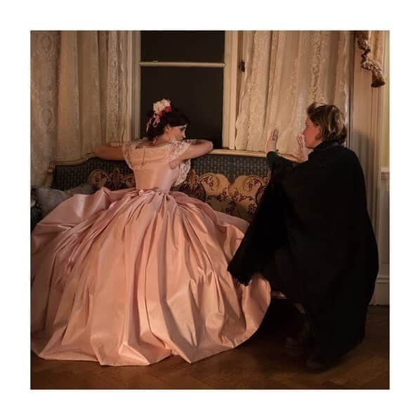 エマ・ワトソンさんのインスタグラム写真 - (エマ・ワトソンInstagram)「🌸 @littlewomenmovie」6月20日 2時33分 - emmawatson