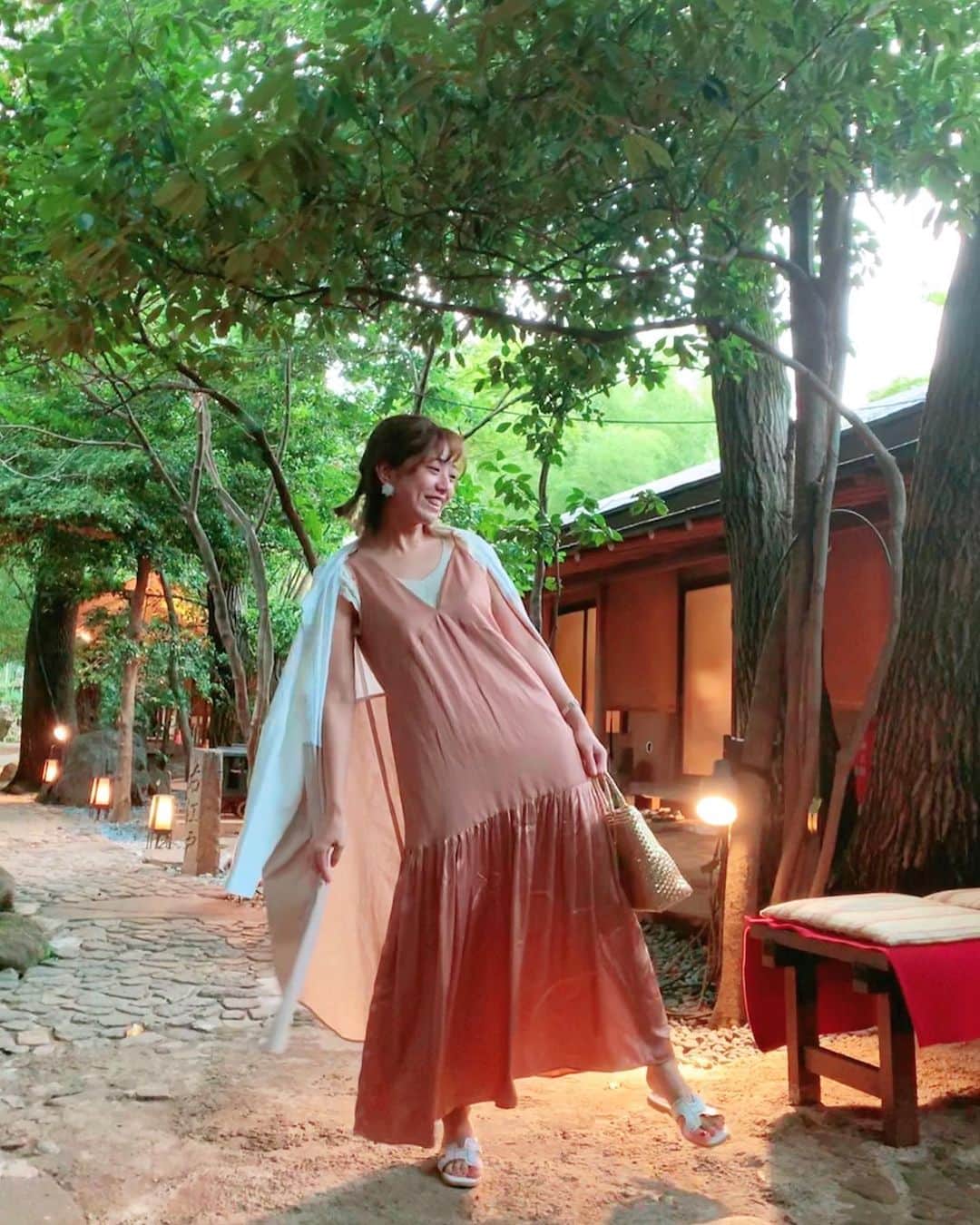 本橋優華のインスタグラム：「東京にもこんな自然があります◡̈* #dinner#tokyo#nature#sl#family#fun#goodtime#holiday #甥っ子と」