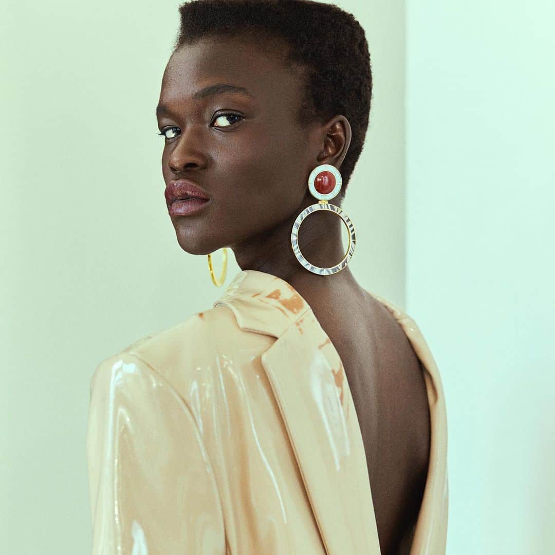 Monica Sordoのインスタグラム：「The YMA Earrings in one of our latest combinations! Not your usual hoop ✌🏼✨ Tab for stores!  Photography @osvaldoponton  Styling @caitlinburkeny Muse @cute_cent_ MUA @josephcarrillo Hair @brittanwhite  Wardrobe @albrightfashionlibrary」