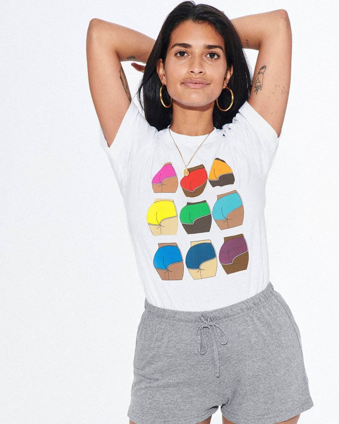 American Apparelさんのインスタグラム写真 - (American ApparelInstagram)「The 2019 #Pride Collection celebrates every body and every form of expression.  100% of net proceeds will be donated to the Los Angeles LGBT Center's Trans-Cosmetic Donation Drive.  This will aid in providing personal hygiene and cosmetic products, to low-income transgender and gender non-conforming people.」6月20日 3時03分 - americanapparel