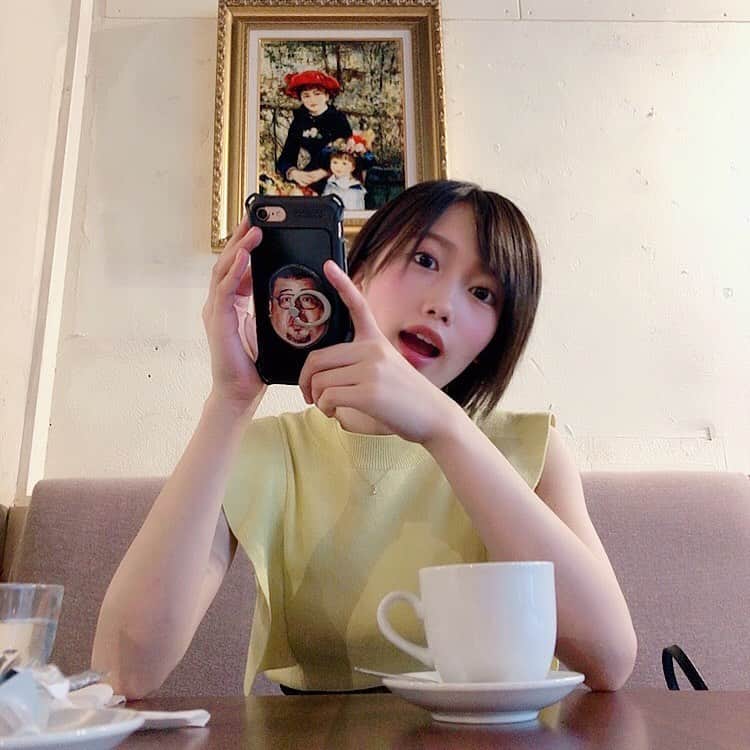 加藤里保菜さんのインスタグラム写真 - (加藤里保菜Instagram)「毎日かわいいって言われたいし毎日ご機嫌で過ごしたい！私は最高の女なんだ！がーははは このカフェの後映画の実写アラジン観た。よかった #あほヅラ」6月20日 3時30分 - rihonyan103
