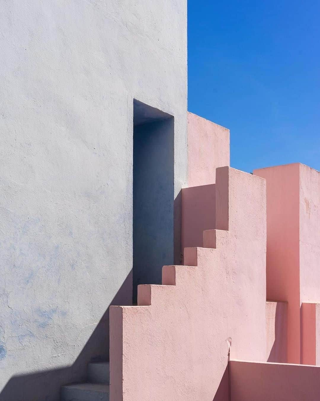 ジル・スチュアートさんのインスタグラム写真 - (ジル・スチュアートInstagram)「#luisbarragán architecture」6月20日 3時39分 - jillstuart