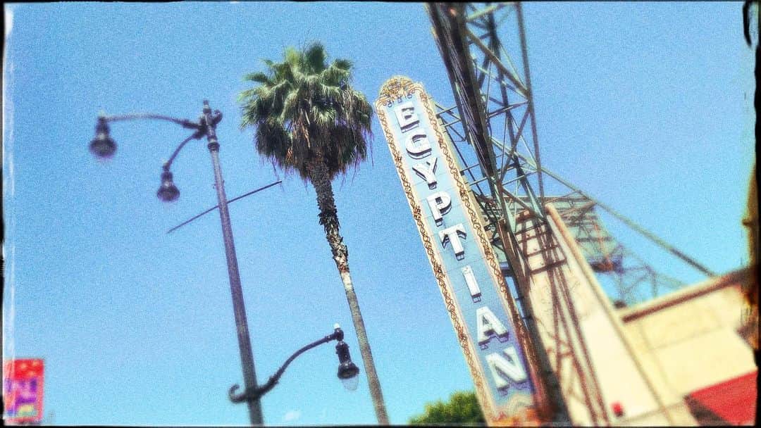 ジョン・ロス・ボウイさんのインスタグラム写真 - (ジョン・ロス・ボウイInstagram)「Wandering around Los Angeles on a Wednesday.」6月20日 15時30分 - johnrossbowie