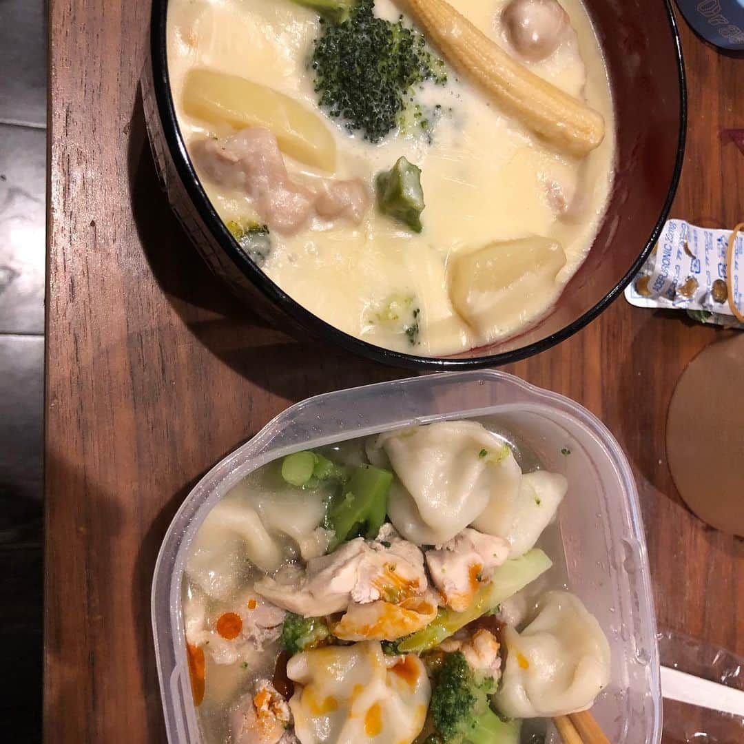 GOSAMARUのインスタグラム：「昨日、頂いたシチュ美味しすぎた🤤 濃厚シチューで美味🤗 ありがとうございます🙇‍♂️」
