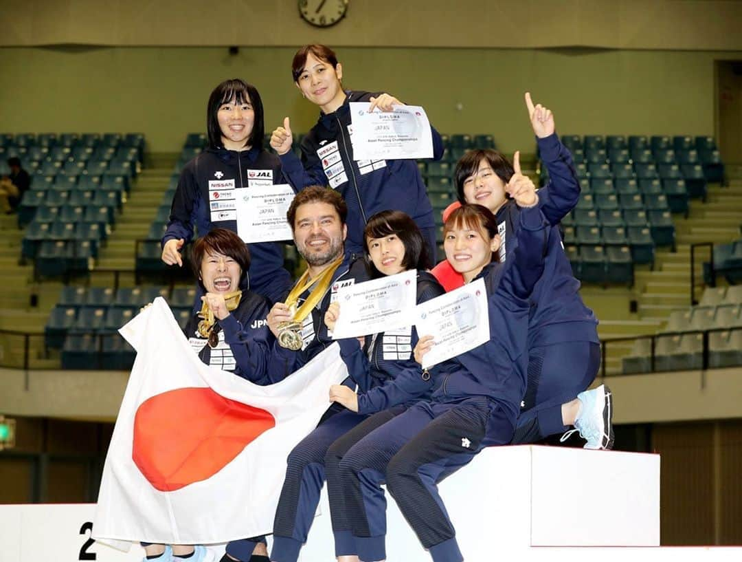 宮脇花綸さんのインスタグラム写真 - (宮脇花綸Instagram)「. 🏆Top of Asia🏆 次は世界選手権でも！ #fencing #foil #asianchampionship  #SITEPUBLISPresentsアジアフェンシング選手権大会2019 #AbemaTV #SEIKO #JAL #日産 #シュガーレディ #三洋紙業 #越智運送店 #トレンドマイクロ #やまや  #デサント #ハリウッド化粧品 #GTEC #協和発酵バイオ #NEXUS #オーシャンパッケージ #森永製菓 #LEDTokyo」6月20日 15時03分 - karinmiyawaki