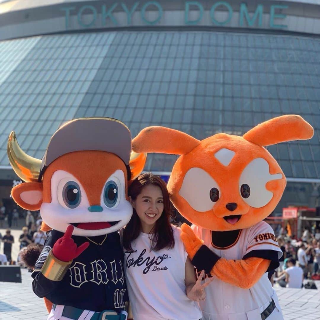阿部智帆のインスタグラム：「オリックスとの３連戦 最終日🌟 . . 必ず勝って ５カード連続勝ち越しましょーーー✊💗 . . . Let's go GIANTS😆❣️ . #giants  #巨人 #オリックス #セパ交流戦 #ジャビット 君 #バファローブル 君」