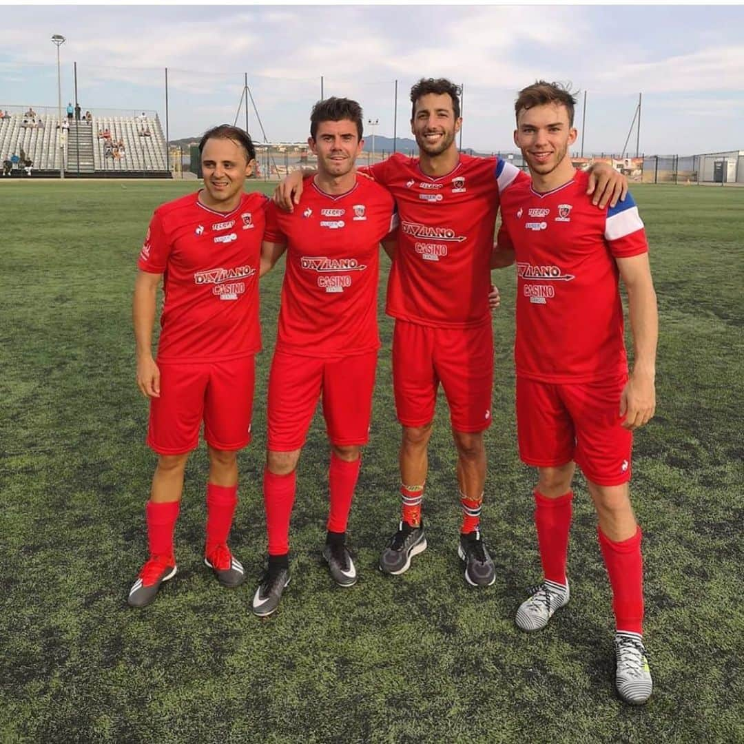 フェリペ・マッサさんのインスタグラム写真 - (フェリペ・マッサInstagram)「All together sor @associationjulesbianchi !! ❤️🙏🏻 @jules.bianchi17」6月20日 7時06分 - massafelipe