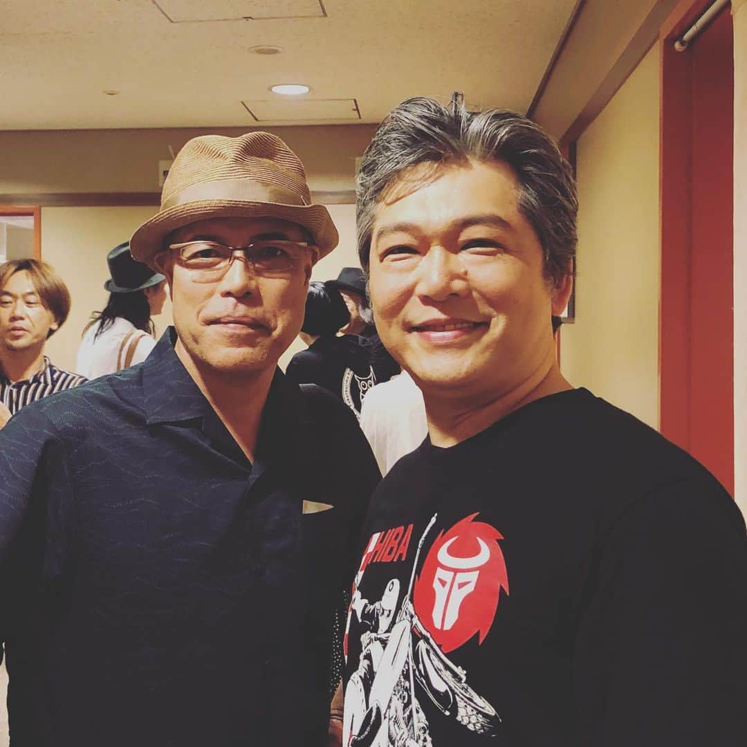 三上市朗のインスタグラム：「BoBAさんこと田中要次さんが来て下さいました！そうですよ、BoBAさん。「あなたの番です」撮影時はこの「キネマと恋人」の絶賛稽古中でしたよ！ありがとうございました😊 #キネマと恋人  #あなたの番です」
