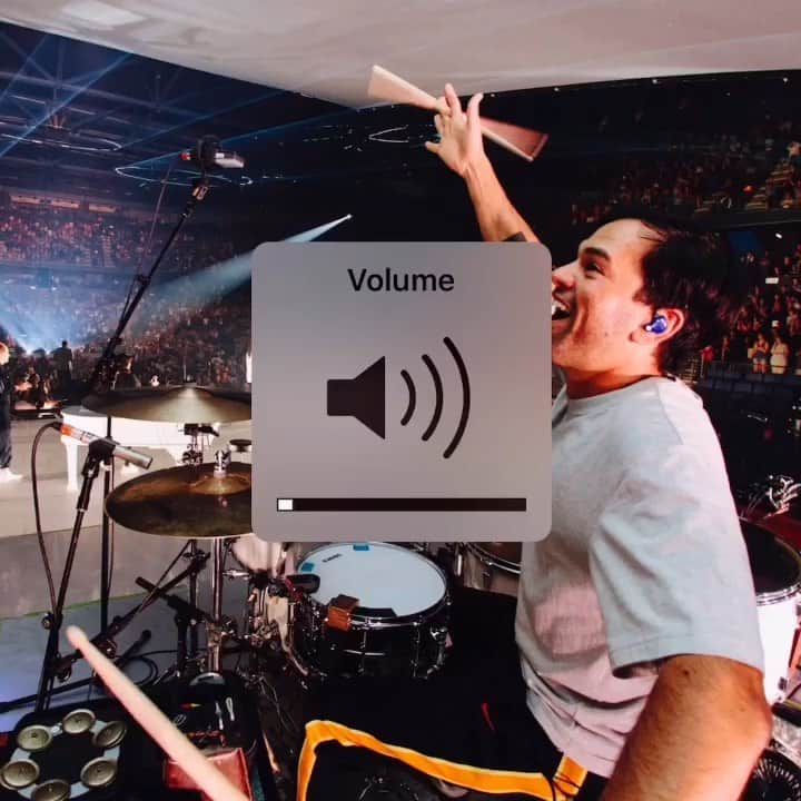 ユナイテッドのインスタグラム：「Feeling ready to hit the road again 🥁 What songs do you want to hear?」