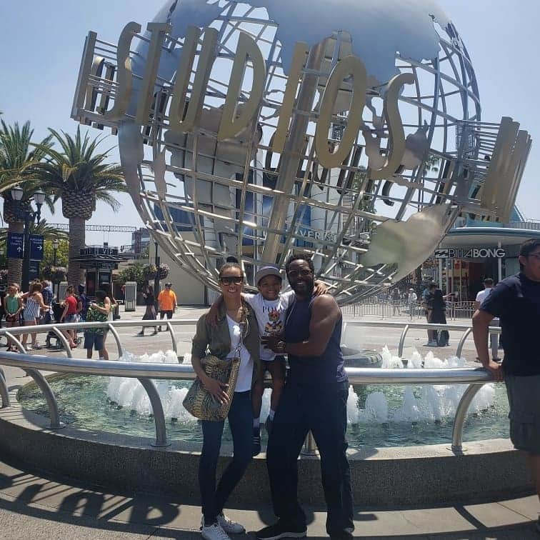 チャド・コールマンさんのインスタグラム写真 - (チャド・コールマンInstagram)「Blessed to be bringing #family and #friends to @UniStudios theme park today! Who all is here??! #UniversalStudiosHollywood #fatherhood #bonding」6月20日 8時49分 - chadlcoleman