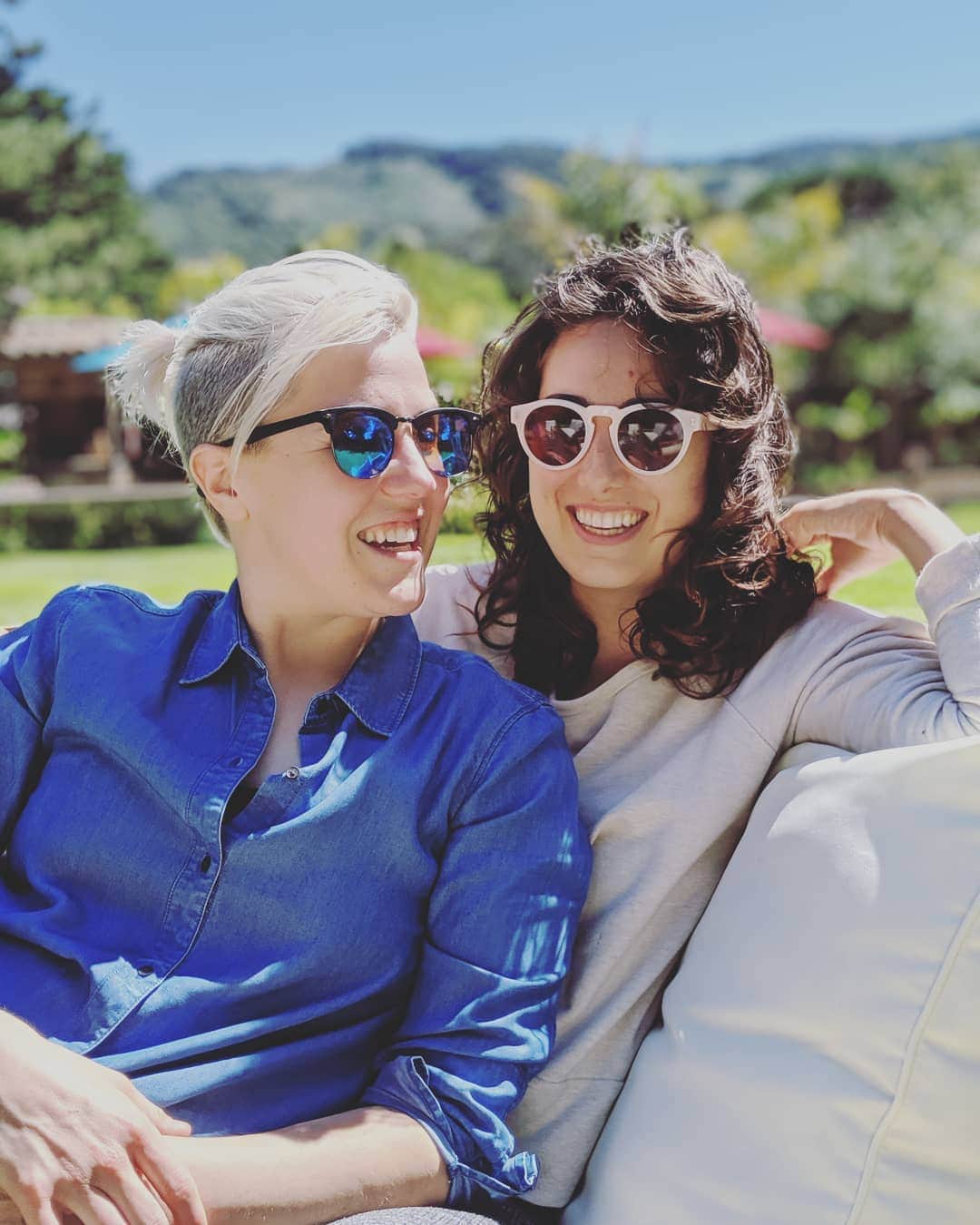 ハナー・ハートのインスタグラム：「❤️」
