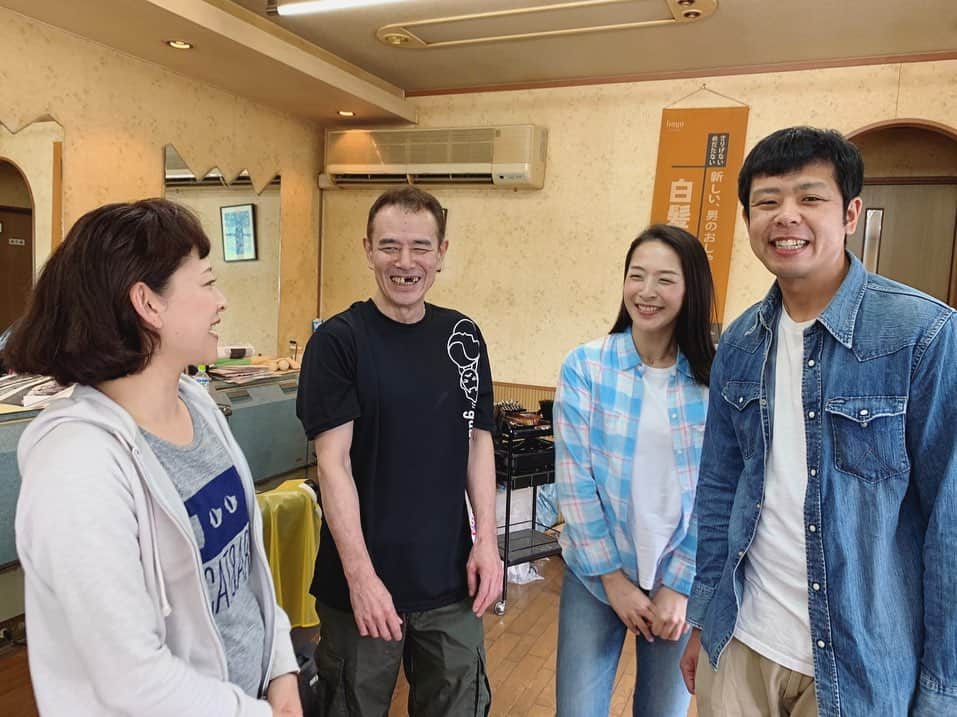 のインスタグラム：「💈✨ 撮影場所としてお借りした 理容室。 お店もここのお父さんも素敵で 皆んなでニコニコ😊😄😊 #京都 #舞鶴 #丹後神崎」