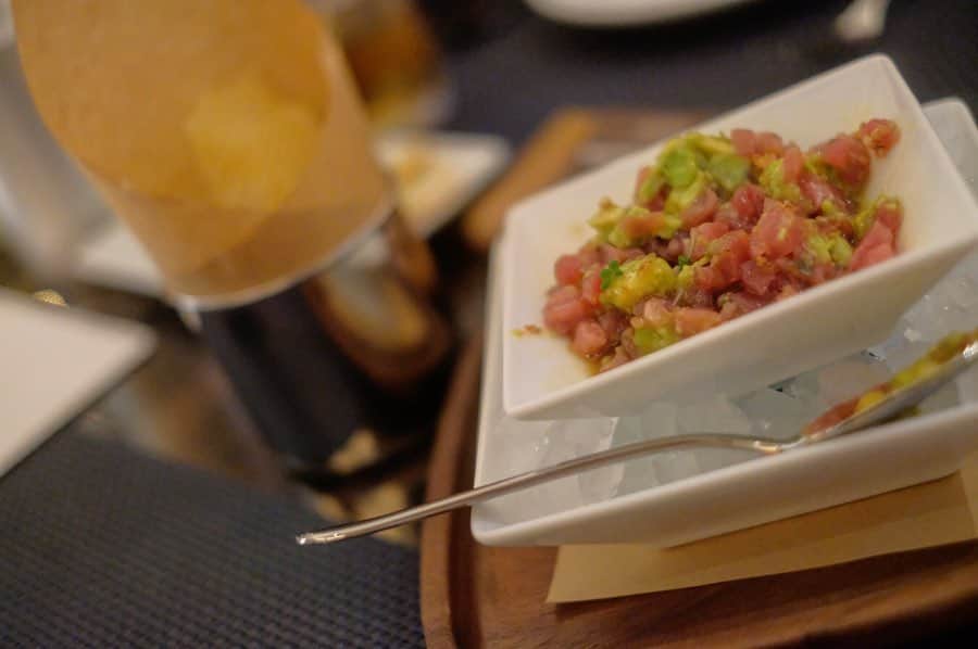 奥田順子さんのインスタグラム写真 - (奥田順子Instagram)「日本国内３店舗目となるBLT STEAK OSAKA ・ 一足お先に行ってきました🍴 お料理は、どれもアメリカンなサイズなので、みんなでいろんなメニューをシェアできるのが嬉しい！大きい熟成肉は、ボリューム満点！！ ・ 梅田ハービスPLAZA１階に、2019年6月21日オープン🥩ラグジュアリーな空間で、個室も4つあり、子供ももちろんOK! 7月からlunchもスタートということなので、さっそく予約しよう！  大阪市北区梅田2丁目5-25 ハービスPLAZA 1階 #BLT#BLT大阪#BLTステーキ#大阪子連れ#梅田子連れレストラン#梅田#梅田個室レストラン#大阪個室レストラン」6月20日 10時19分 - okuda_junko