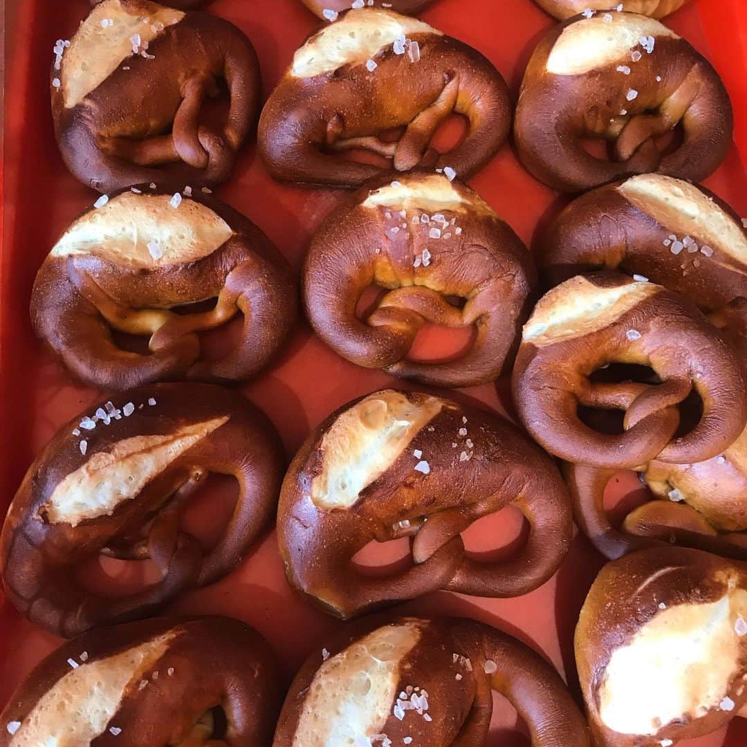 魔女菅原のグルメインスタ