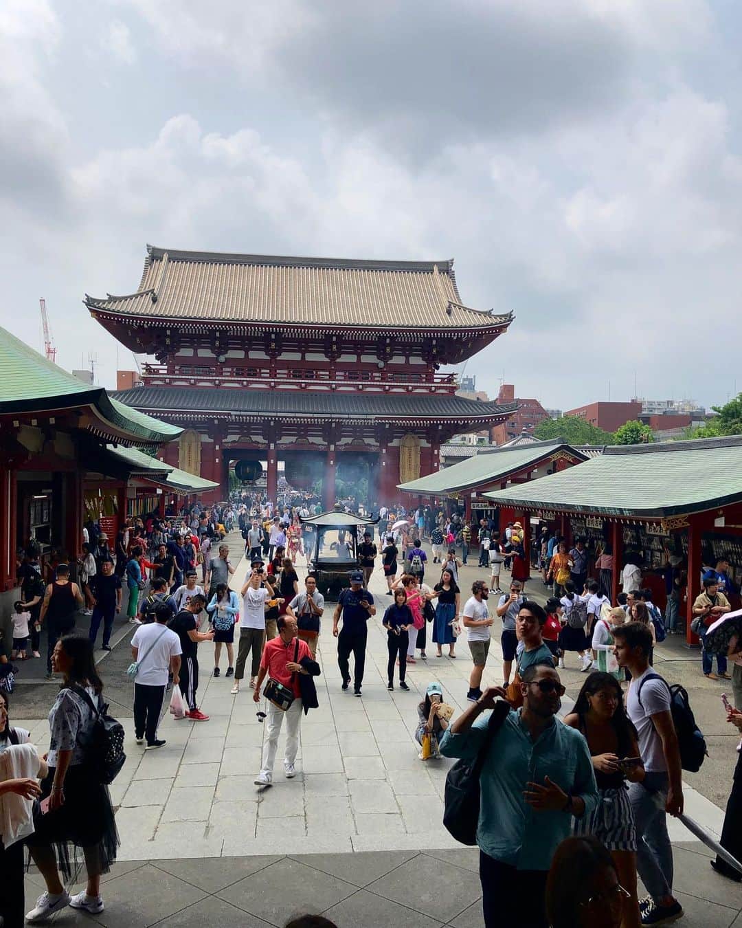 のインスタグラム：「Sensoji Temple Tokyo. Oldest temple in Japan 🙌」
