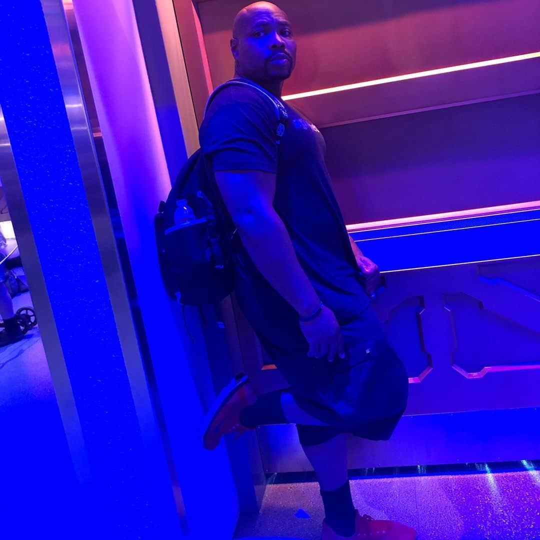 ページ・ケネディさんのインスタグラム写真 - (ページ・ケネディInstagram)「🤷🏾‍♂️」6月20日 12時03分 - pagekennedy