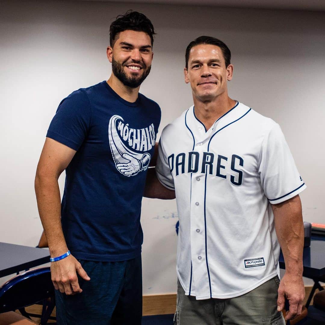 エリック・ホズマーのインスタグラム：「John Cena showing the Pads some love today」