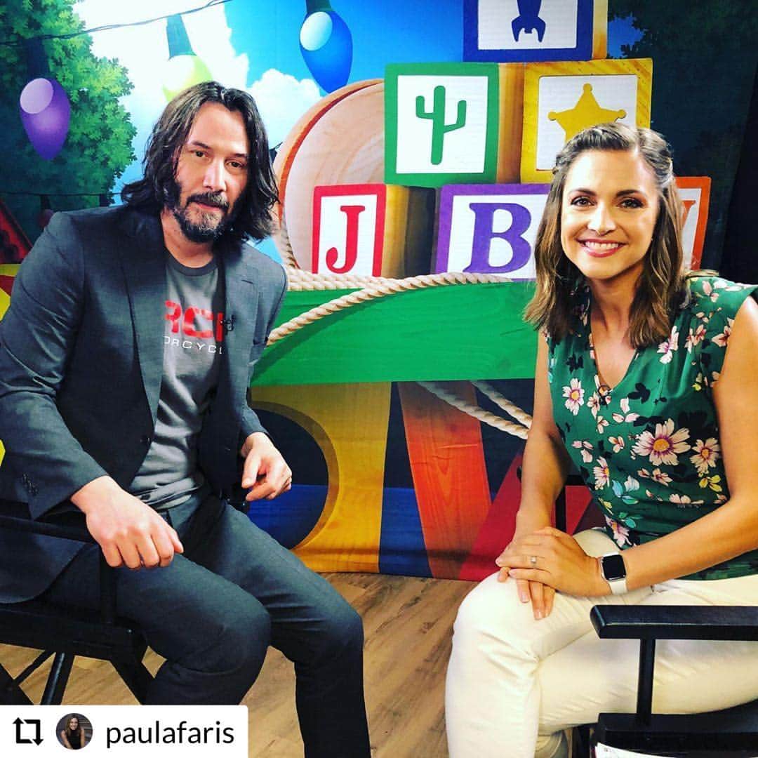 Good Morning Americaさんのインスタグラム写真 - (Good Morning AmericaInstagram)「Did you catch @paulafaris’ interview with the one and only #KeanuReeves this morning? He plays newcomer Caboom in #ToyStory4 and we cannot WAIT! Link in bio for full interview. @toystory」6月21日 0時43分 - goodmorningamerica