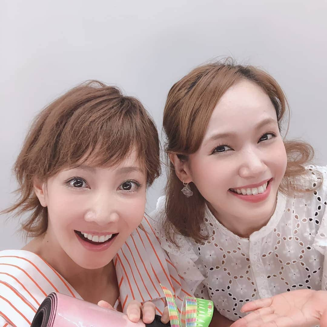 柚希礼音さんのインスタグラム写真 - (柚希礼音Instagram)「🐤 ソニンちゃんから誕生日プレゼント貰っちゃいました😊💗 幸せ☺️ #ソニン ちゃん」6月20日 23時51分 - reonyuzuki_official