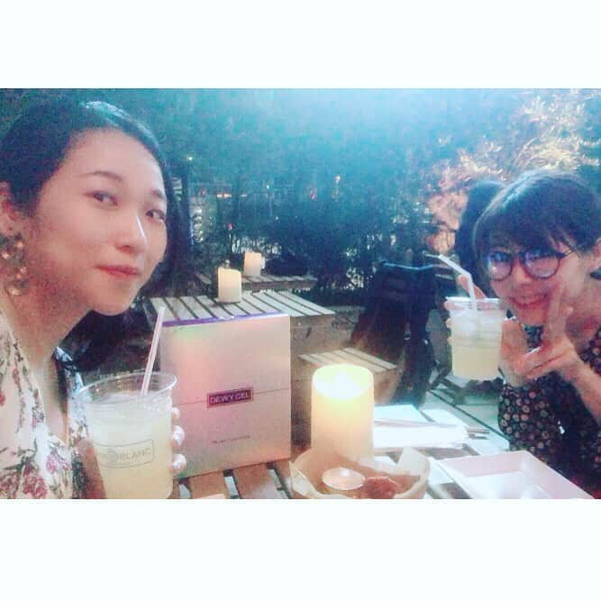 世手子さんのインスタグラム写真 - (世手子Instagram)「Beauty talk women's meeting in beer garden((o(^∇^)o)) Good beer garden when it is hot（≧∇≦） Everyone is always happy(*☻-☻*) https://item.woomy.me/c/42983 @granblanc  #ビアガーデン #GRANBLANC にいってきたょ(*^◯^*) #グランブラン #ビアホール 気持ちいいね！ #陽奈 さんと #ビューティトーク に花が咲いたよ(〃ω〃) 最近お気に入りの @dewycel_japan #dewycel をオススメしたよp(^_^)q #デュイセル #DEWYHOLIC #シートマスク めっちゃいい感じ✌︎('ω')✌︎ アマゾンで購入可能だよ(^-^)v #preciousvaluabledewycel で肌つやつや٩(๑❛ᴗ❛๑)۶ テラスで ご飯も500円でリーズナブルっっ ミックスピザもいいおつまみでしたƪ(˘⌣˘)ʃ GRANBLANC ビアガーデンで検索してみてー(^o^) Casting by @woomy.restaurant #銀座グルメ #女子会ディナー  #dewyholic#デュイホリック#シートマスク」6月21日 0時00分 - rojide