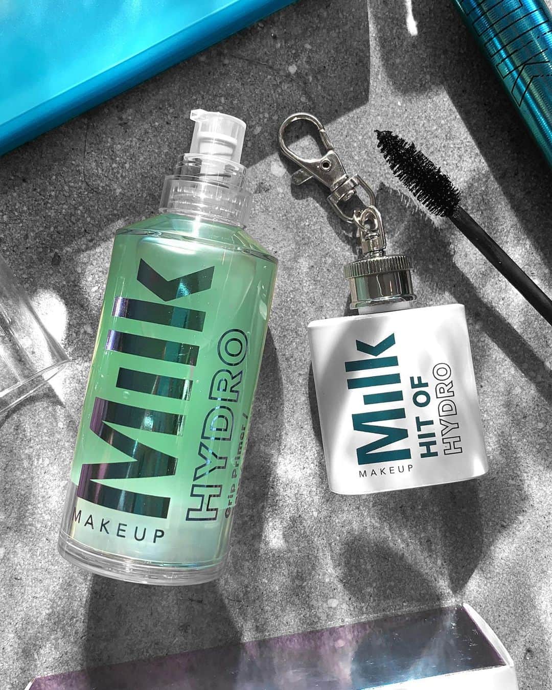 Milk Makeupさんのインスタグラム写真 - (Milk MakeupInstagram)「Feeling thirsty? 💦 we're supporting all your hydration needs by giving you this cute af Mini Keychain Flask with all orders over $50 - Head over to milkmakeup.com to grab yours now (while supplies last)」6月21日 0時13分 - milkmakeup