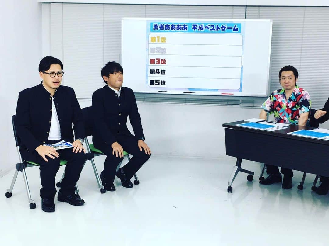 のインスタグラム：「ビシッ！！ #今日 #深夜1時35分から  #テレビ東京 #勇者ああああ」