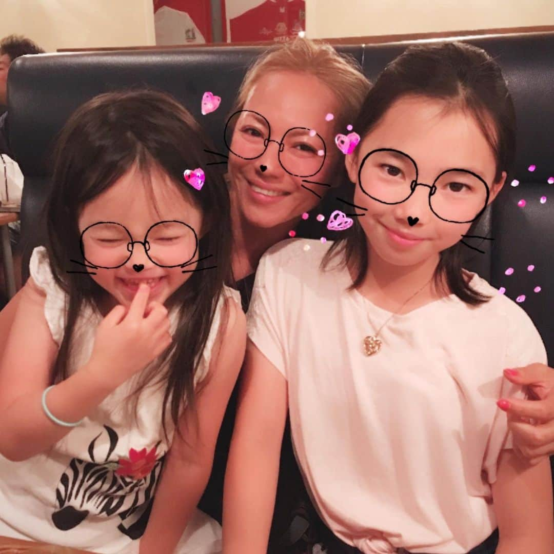 LINAさんのインスタグラム写真 - (LINAInstagram)「My best friend family moved to Seattle. I'm feeling lonely in Tokyo life. but ,We can meet soon. Wait me till I visit you♡ #MAX#LINA #bestfriend#moved #america#seattle #bestie#love」6月21日 0時29分 - xxlina_now