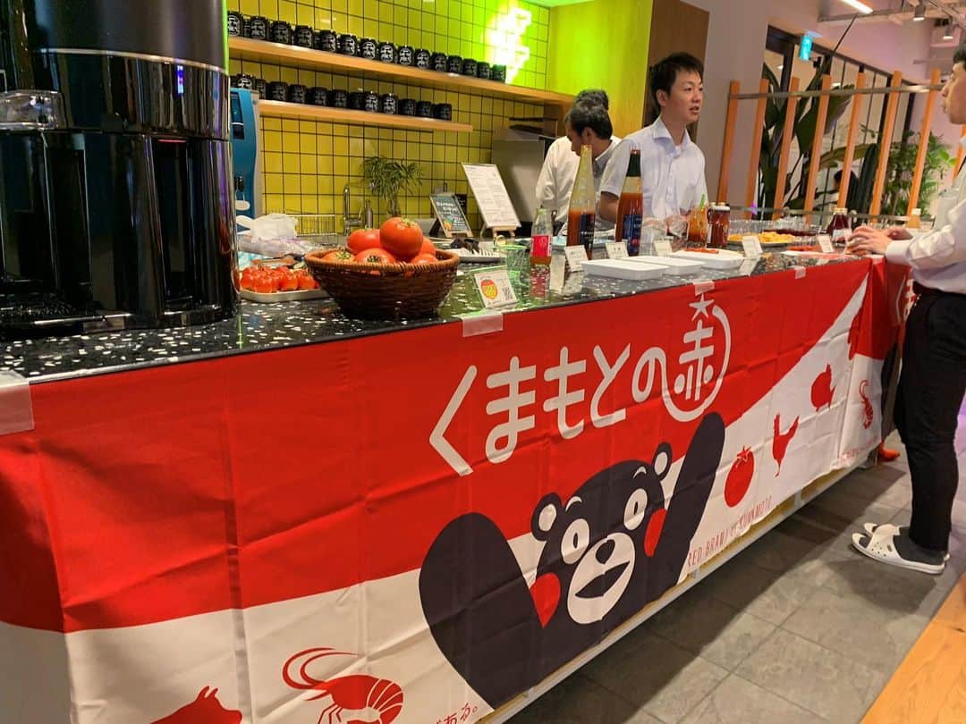 福岡超新鮮野菜/フレラボ薬院店のインスタグラム：「weworkに八代トマト！！！！ . . #野菜#八代トマト#wework#熊本#とどける株式会社」