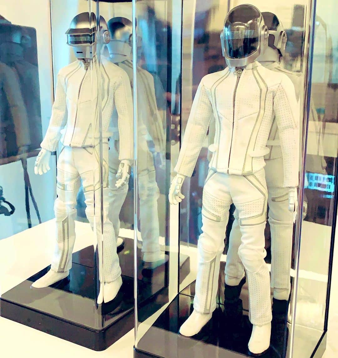 RAM RIDERのインスタグラム：「daft punk」