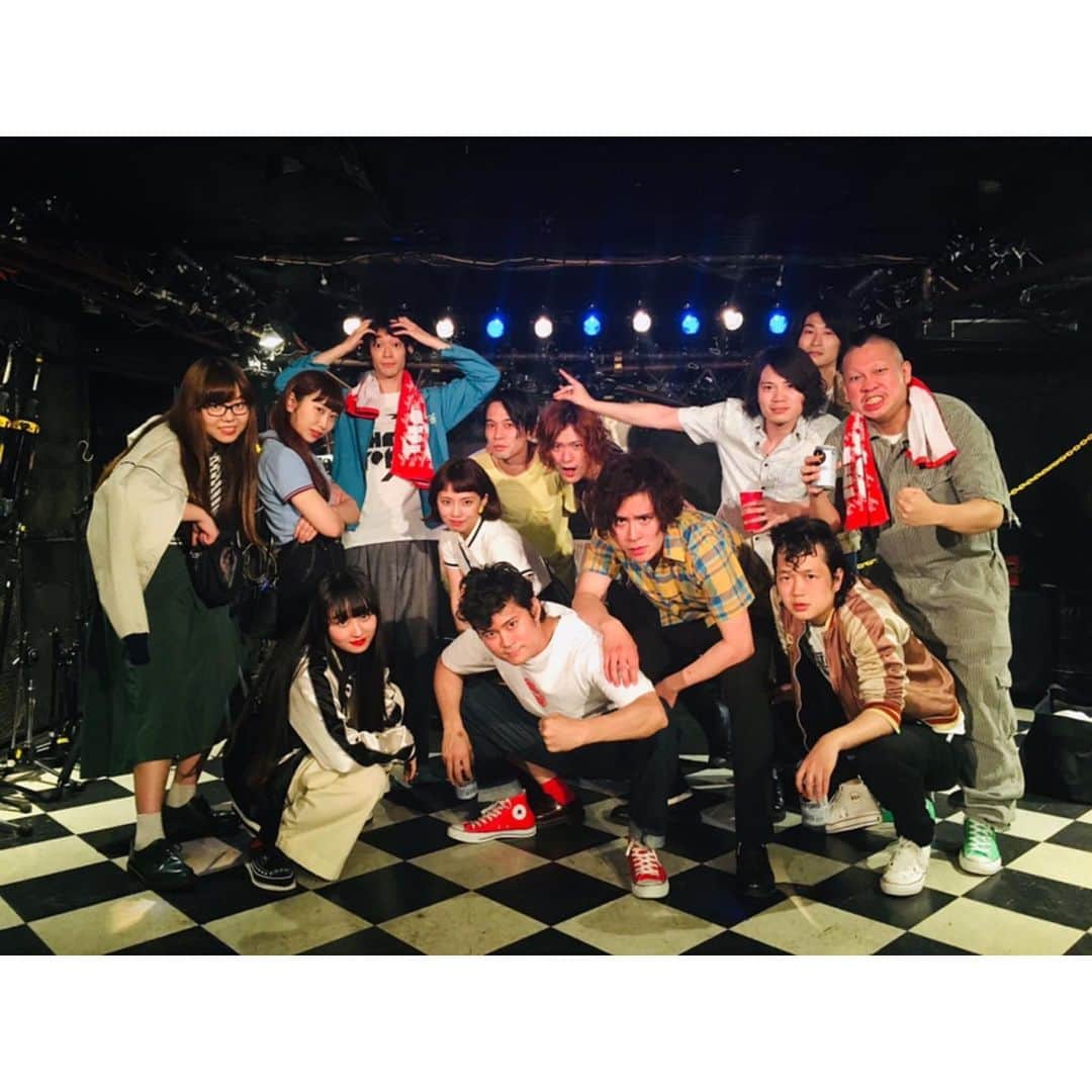 兒玉太智さんのインスタグラム写真 - (兒玉太智Instagram)「昨夜は下北沢にて、『THE TOKYOのDAI-TO-KAI』でした🎸 THE TOMBOYS、THE FOREVERS、大好きです。 足を運んでくださったみなさま、本当にありがとうございました！ . . 次回は、 8/12(月祝)下北沢SHELTER「THE TOKYOのDAI-TO-KAI 2」 共演 / KiNGONS , myeahns , Dudes . . です。お待ちしております也。 . . 物販に置いた『アイネクライネナハトムジーク』のチラシをもらってくださった方も、ありがとうございます！ 映画は9月20日全国公開です。 よろしくお願いします🎬 . . 撮影(1枚目)📸 @dynamic8969eizo」6月20日 18時48分 - taichi_kodama