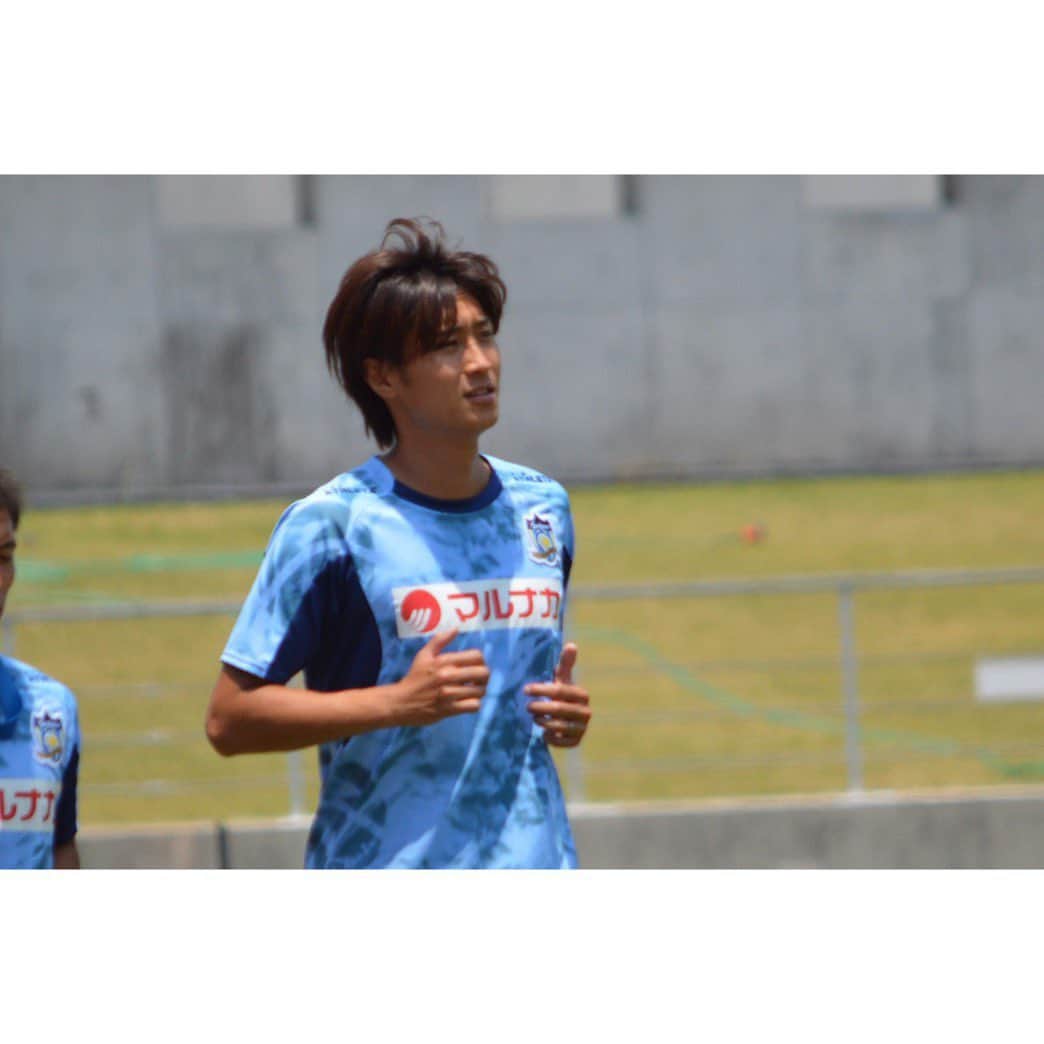 西野貴治のインスタグラム：「リハビリ順調に進んでます！ 千羽鶴とたくさんの応援メッセージありがとうございました🙏」