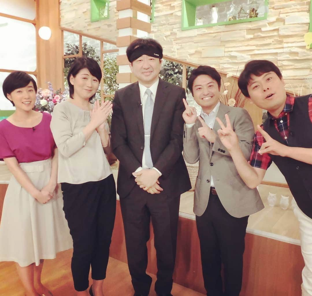 中京テレビ「キャッチ！」さんのインスタグラム写真 - (中京テレビ「キャッチ！」Instagram)「🎂森田さん、6月18日がお誕生日💕﻿﻿﻿ キャッチ！メンバーでお祝いさせていただくのは去年に続き２回目…😂✌️ ﻿﻿﻿﻿ ﻿🎁今回選んだプレゼントは…アイマスク👀✨疲れた目元を癒してくださいね😊﻿ ﻿﻿ #コメンテーター﻿﻿﻿ #森田豊 さん #HappyBirthDay﻿﻿﻿ .﻿﻿﻿﻿﻿﻿﻿﻿﻿﻿﻿﻿﻿﻿﻿﻿﻿ .﻿﻿﻿﻿﻿﻿﻿﻿﻿﻿﻿﻿﻿﻿﻿﻿﻿﻿ .﻿﻿﻿﻿﻿﻿﻿﻿﻿﻿﻿﻿﻿﻿﻿﻿﻿﻿ .﻿﻿﻿﻿﻿﻿﻿﻿﻿﻿﻿﻿﻿﻿﻿﻿﻿﻿ #ctvcatch 📺月～金曜日午後3時48分から生放送﻿﻿﻿﻿﻿﻿﻿﻿﻿﻿﻿﻿﻿﻿﻿﻿﻿﻿ #中京テレビ﻿﻿﻿ #恩田千佐子 #佐野祐子 #鈴木康一郎﻿ #石橋武宜 .﻿﻿﻿﻿﻿﻿﻿﻿﻿﻿﻿﻿﻿﻿﻿ .﻿﻿﻿﻿﻿﻿﻿﻿﻿﻿﻿﻿﻿﻿﻿﻿﻿﻿ 👀目撃情報などはプロフィールのリンク内『投稿BOX』へ﻿﻿﻿﻿﻿﻿﻿﻿﻿﻿﻿﻿﻿﻿﻿﻿﻿﻿ 🐦Twitter→@ctvcatch」6月20日 19時14分 - ctvcatch