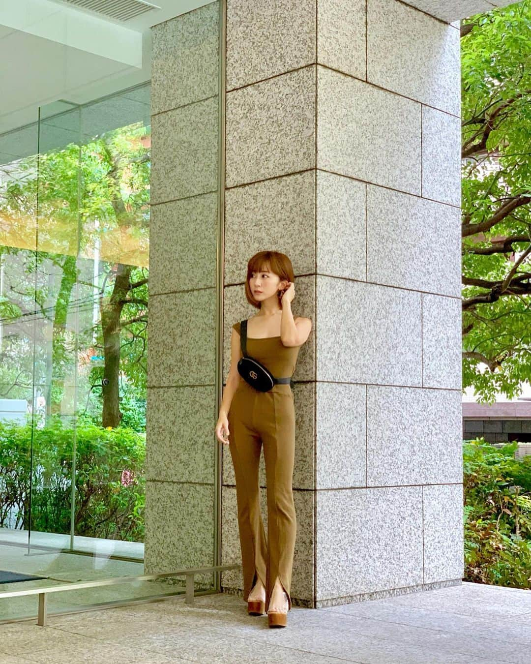 水野佐彩さんのインスタグラム写真 - (水野佐彩Instagram)「・ お気に入りのセットアップを着て ご近所お散歩デート❤️ パットついてて最高に楽ちん🥺✨✨ 梅雨の中休み 本当に良いお天気🌂🌻🧡 #coordinate setup#tothesea @to_the_sea_hawaii  bag#gucci @gucci  shoes#amerivintage @amerivintage  pierce#amelie @amelie_acc  #sサイズコーデ #おちびコーデ #153cmコーデ #おちびの輪  6/21〜新宿ルミネエストB1に totheseaがオープンします👙💛 このお洋服や可愛い水着とかたくさんなので 私もお買い物に行こうと思います☺️💕」6月20日 19時39分 - saaya_mizuno